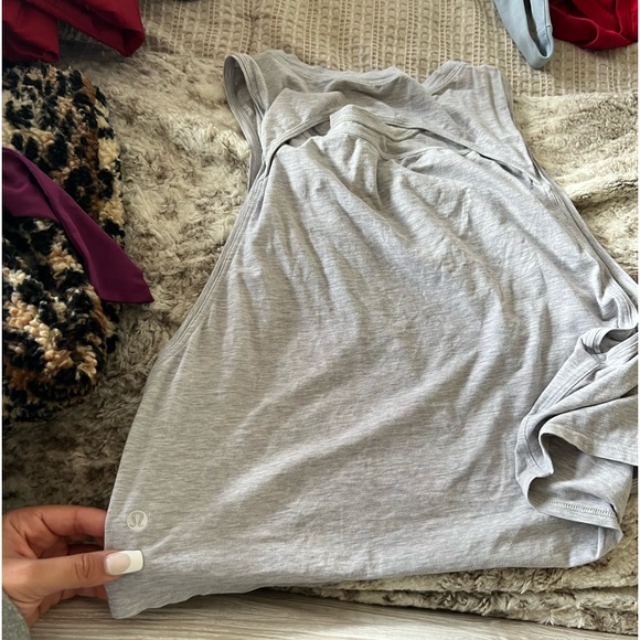 Crop top - Picture 1 of 2